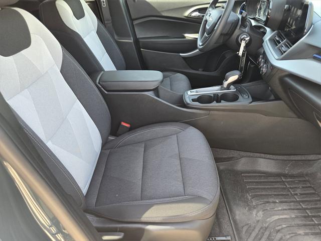 used 2025 Chevrolet Trax car, priced at $22,444