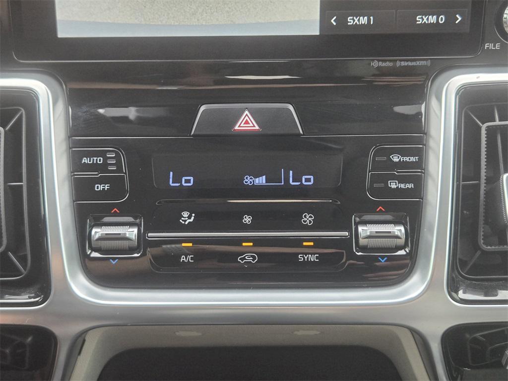 used 2022 Kia Sorento car, priced at $30,746
