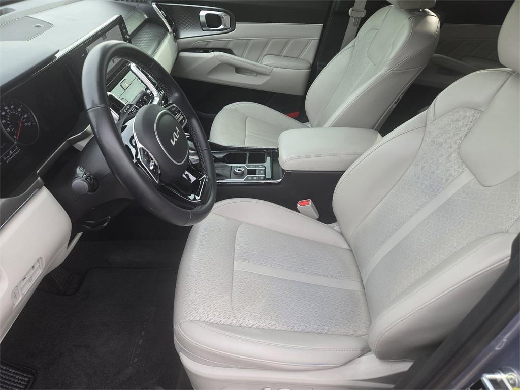 used 2022 Kia Sorento car, priced at $30,746