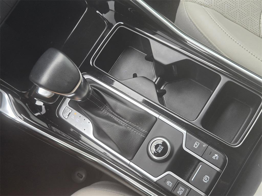 used 2022 Kia Sorento car, priced at $30,746