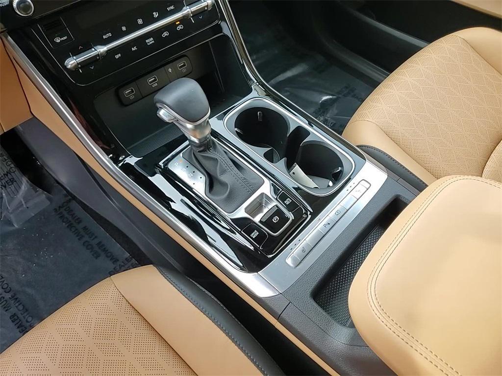 used 2023 Kia Carnival car, priced at $33,788