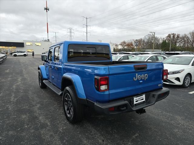 used 2021 Jeep Gladiator car, priced at $34,318