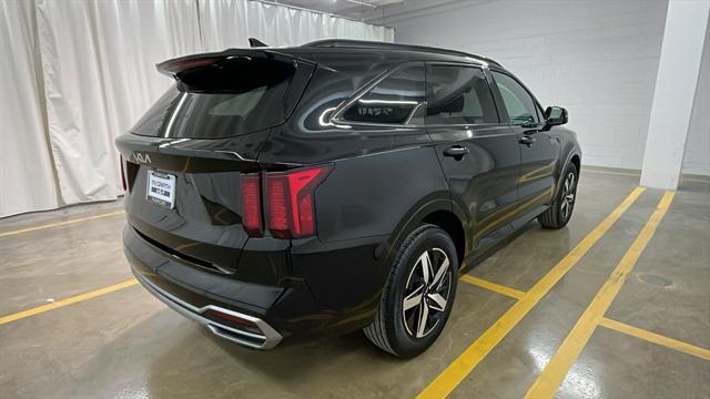 used 2023 Kia Sorento car, priced at $31,398
