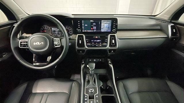 used 2023 Kia Sorento car, priced at $31,398