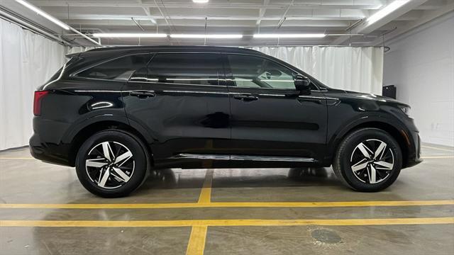 used 2023 Kia Sorento car, priced at $31,398