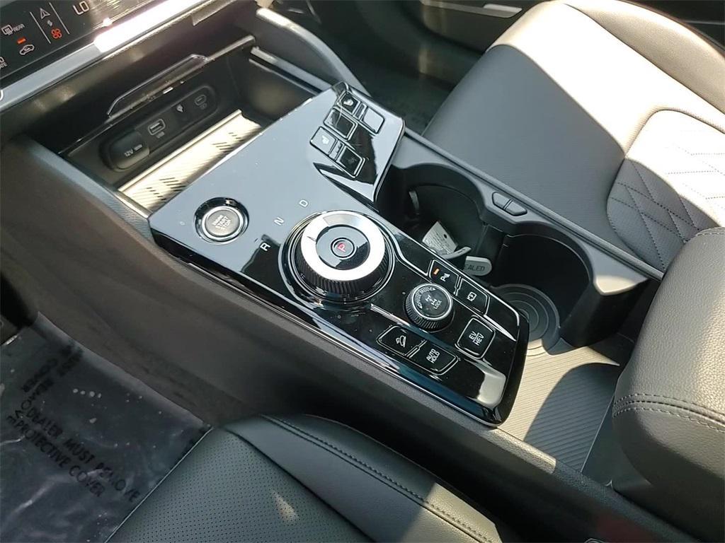 used 2024 Kia Sportage car, priced at $32,888