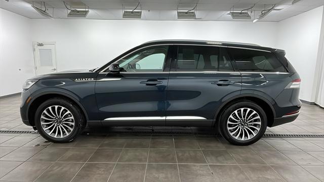 used 2022 Lincoln Aviator car, priced at $43,427