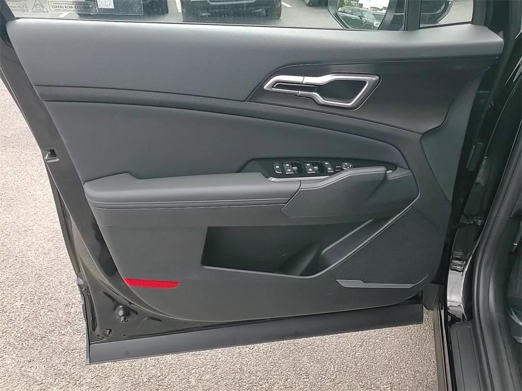 used 2025 Kia Sportage car, priced at $26,988