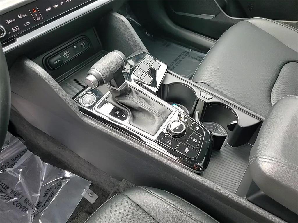 used 2025 Kia Sportage car, priced at $26,988