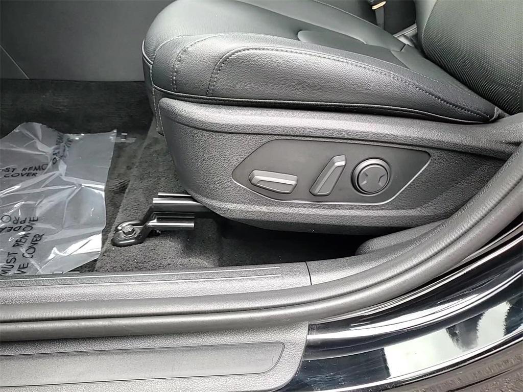 used 2025 Kia Sportage car, priced at $26,988