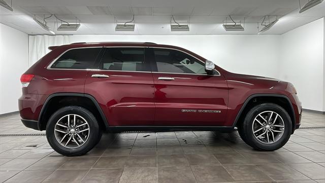 used 2017 Jeep Grand Cherokee car, priced at $17,918