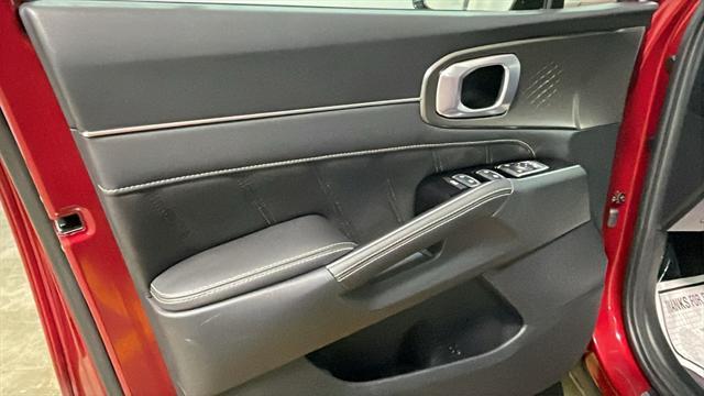 used 2023 Kia Sorento car, priced at $34,895