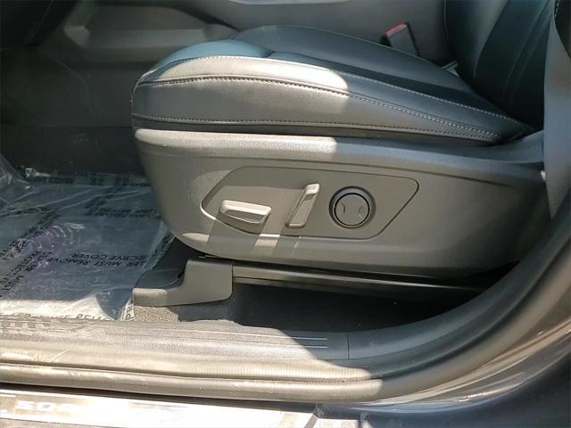 used 2022 Kia Sorento Hybrid car, priced at $27,988