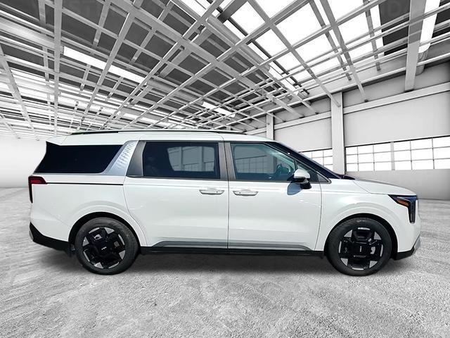 new 2025 Kia Carnival car, priced at $41,325