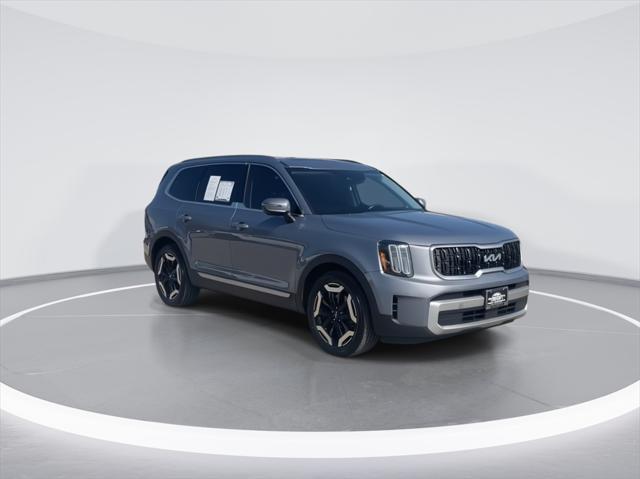 used 2023 Kia Telluride car, priced at $39,410