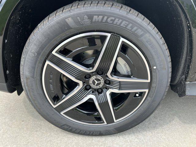 new 2025 Mercedes-Benz GLC 300 car, priced at $57,600