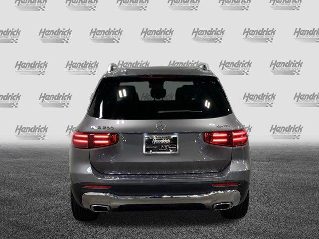 new 2025 Mercedes-Benz GLB 250 car, priced at $53,055