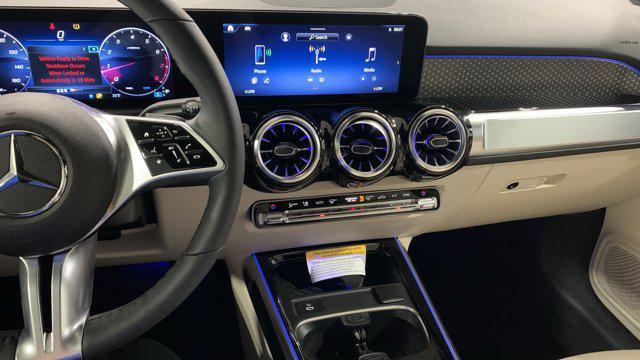 new 2025 Mercedes-Benz GLB 250 car, priced at $53,055