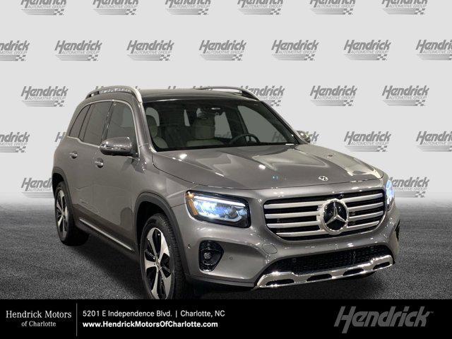 new 2025 Mercedes-Benz GLB 250 car, priced at $53,055