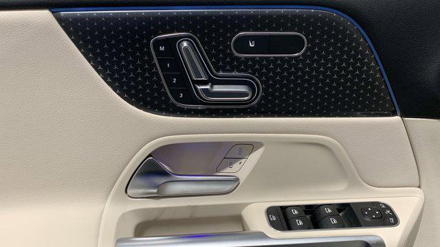 new 2025 Mercedes-Benz GLB 250 car, priced at $53,055