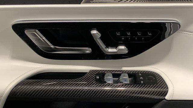 new 2025 Mercedes-Benz AMG SL 63 car, priced at $220,555