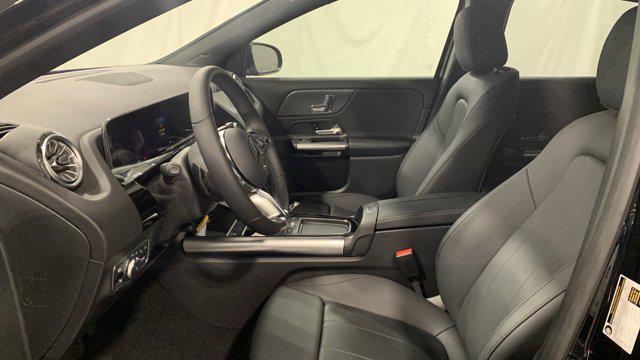 new 2025 Mercedes-Benz GLA 250 car, priced at $44,345