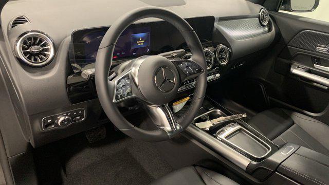 new 2025 Mercedes-Benz GLA 250 car, priced at $44,345