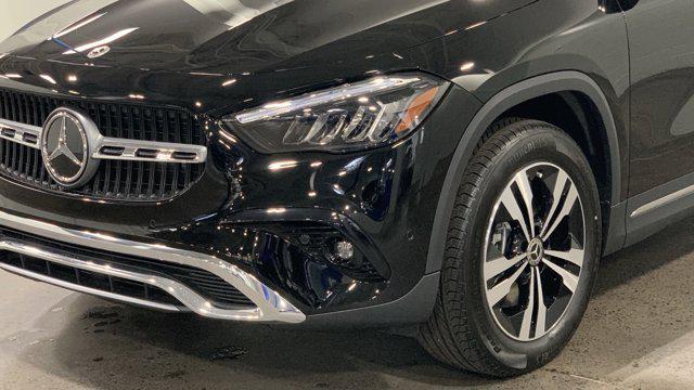 new 2025 Mercedes-Benz GLA 250 car, priced at $44,345