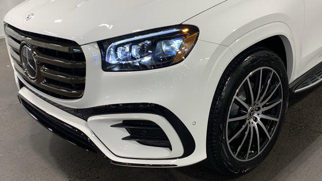 new 2026 Mercedes-Benz GLS 580 car, priced at $121,710