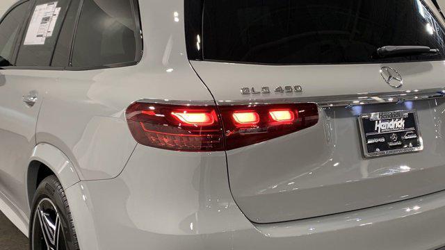 new 2025 Mercedes-Benz GLS 450 car, priced at $98,545