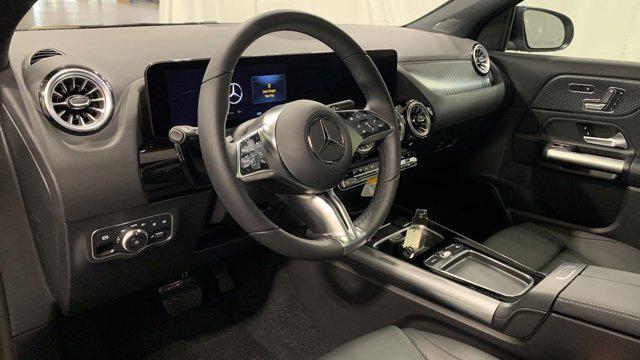 new 2025 Mercedes-Benz GLA 250 car, priced at $48,005