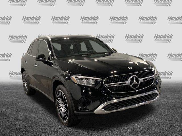 new 2024 Mercedes-Benz GLC 300 car, priced at $53,585