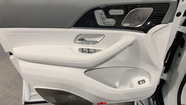 new 2025 Mercedes-Benz Maybach GLS 600 car, priced at $203,400