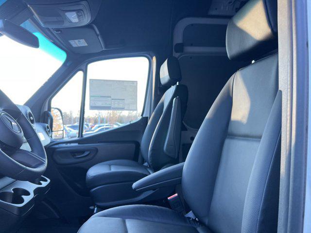 new 2025 Mercedes-Benz Sprinter 2500 car, priced at $72,016