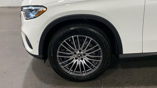 new 2026 Mercedes-Benz GLC 300 car, priced at $61,255