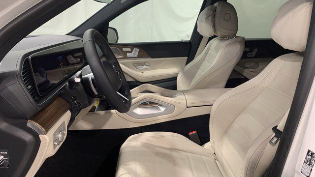 new 2025 Mercedes-Benz GLS 580 car, priced at $117,645