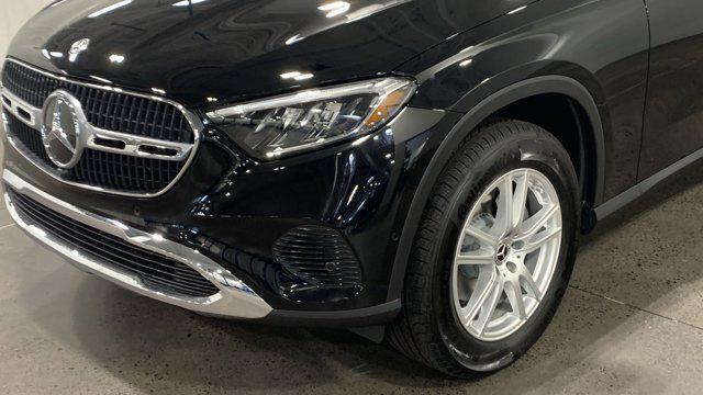 new 2025 Mercedes-Benz GLC 300 car, priced at $56,585