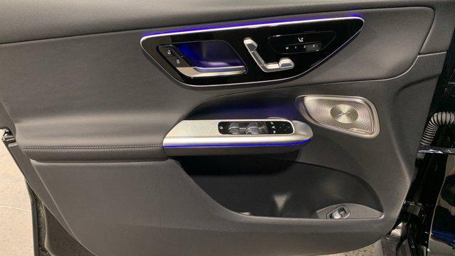 new 2025 Mercedes-Benz GLC 300 car, priced at $56,585