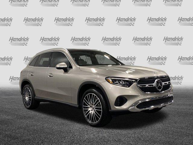 new 2024 Mercedes-Benz GLC 300 car, priced at $56,830