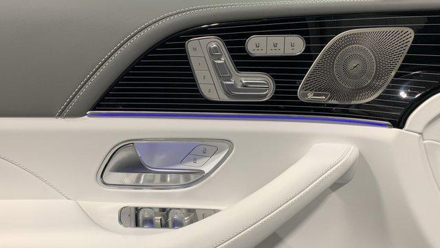new 2025 Mercedes-Benz Maybach GLS 600 car, priced at $203,750
