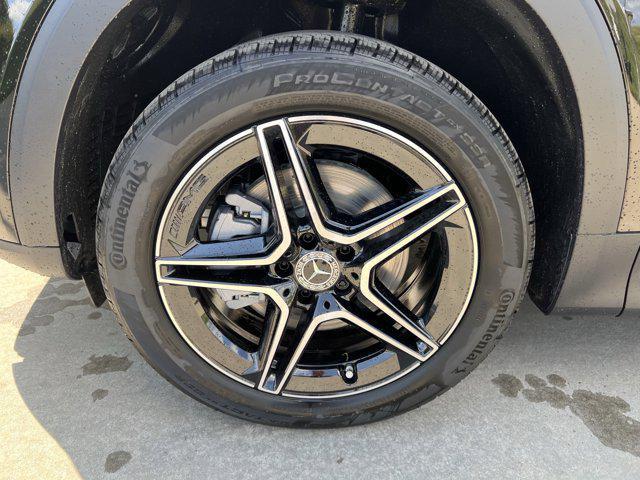 new 2026 Mercedes-Benz GLB 250 car, priced at $51,815