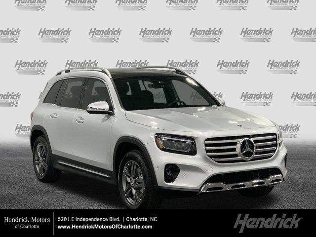 new 2024 Mercedes-Benz GLB 250 car, priced at $53,325