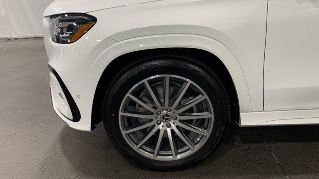 new 2026 Mercedes-Benz GLS 450 car, priced at $104,330