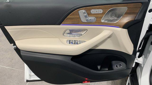 new 2025 Mercedes-Benz GLS 450 car, priced at $103,345
