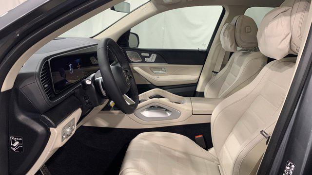 new 2025 Mercedes-Benz GLS 450 car, priced at $100,435