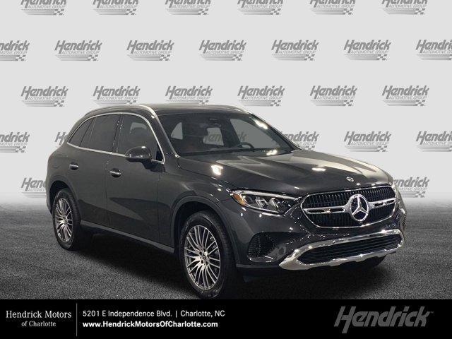 new 2024 Mercedes-Benz GLC 300 car, priced at $55,960