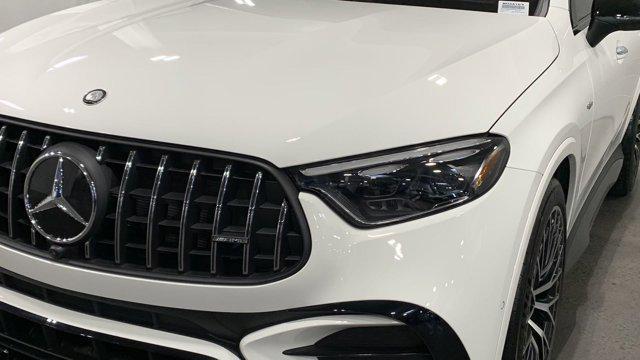 new 2024 Mercedes-Benz GLC 300 car, priced at $76,435