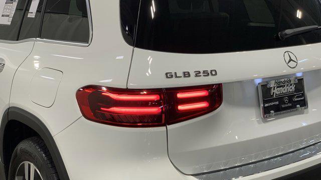 new 2025 Mercedes-Benz GLB 250 car, priced at $51,705