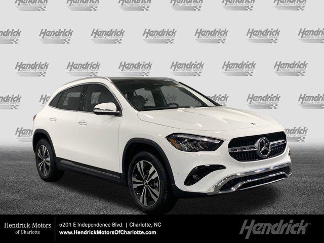 new 2025 Mercedes-Benz GLA 250 car, priced at $47,255