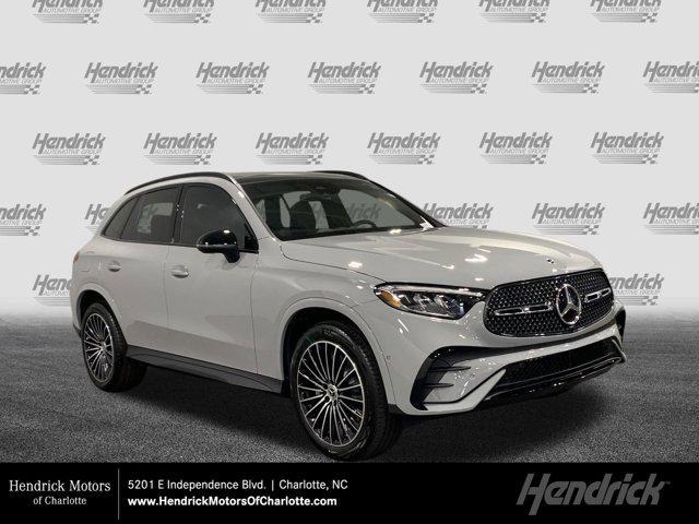 new 2025 Mercedes-Benz GLC 300 car, priced at $62,055